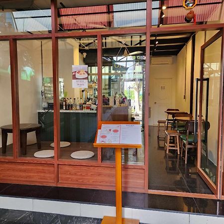 Canal View Lo-Ha Guest House, Contactless Check-In Bangkok Dış mekan fotoğraf